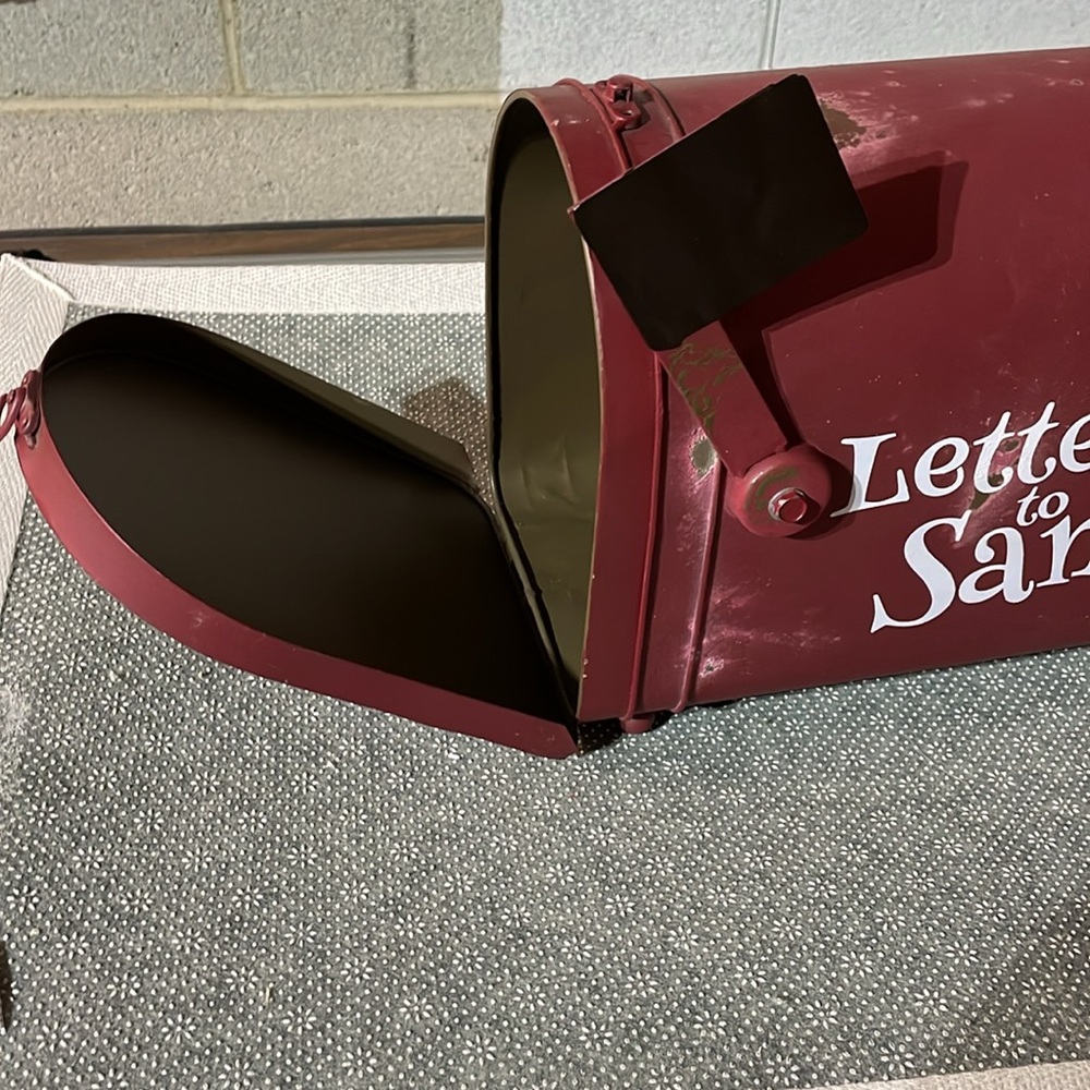 Rustic Christmas Mailbox Table Decor - Picture 2 of 6